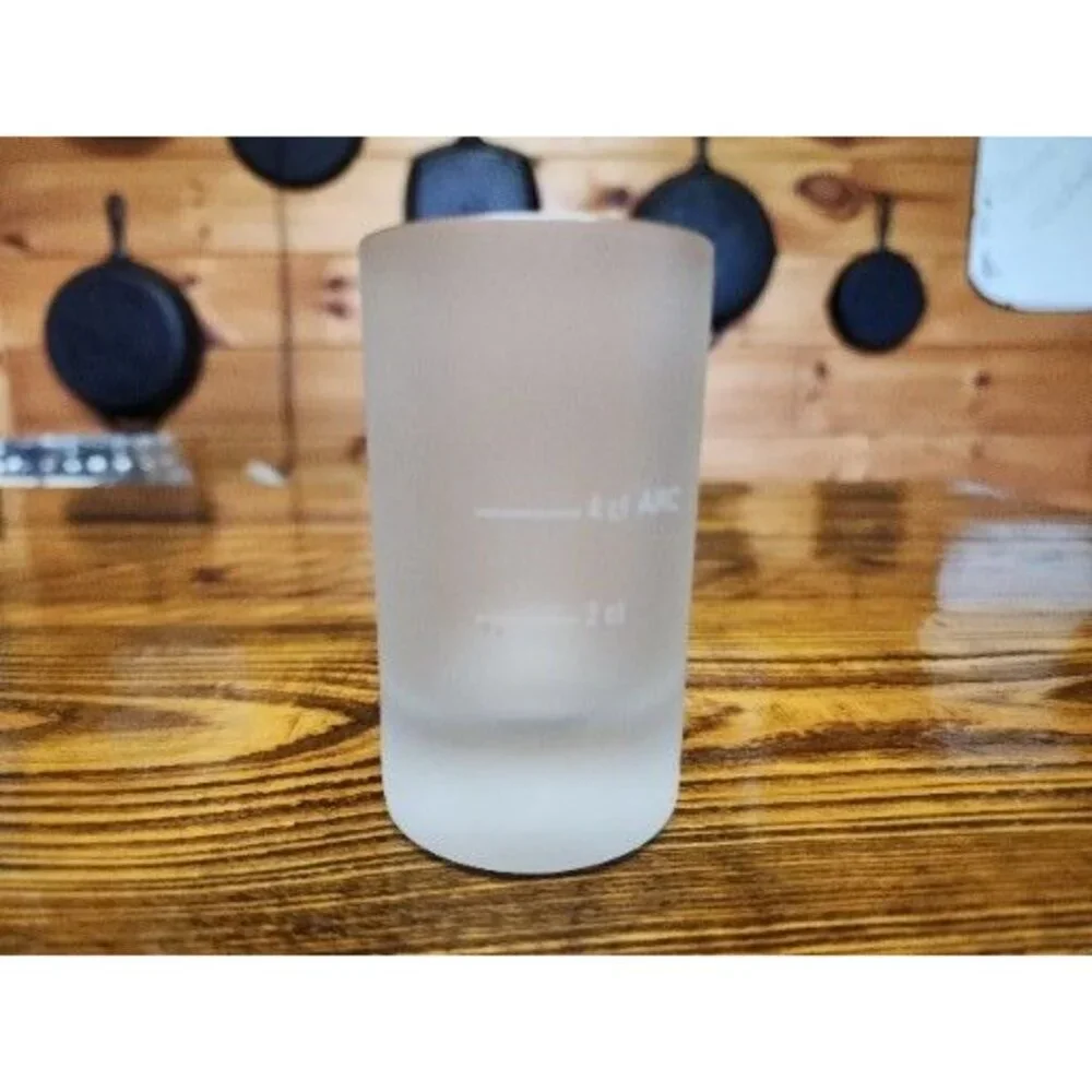 JAGERMEISTER LOGO BUCK DEER FROSTED SHOT GLASS - VERY NICE